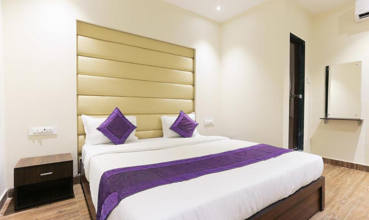 Hotel Fabexpress Golden Tulipz Bombaj Exteriér fotografie