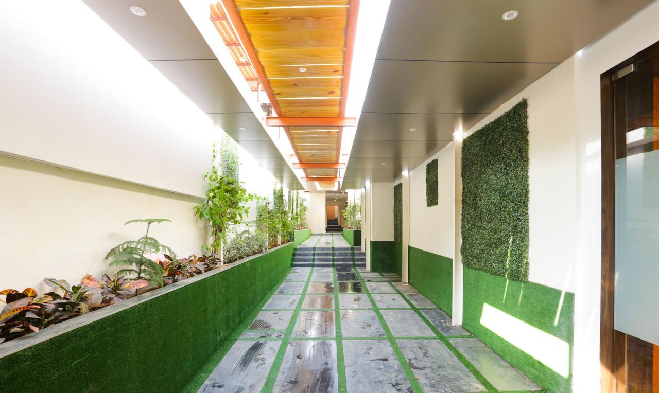 Hotel Fabexpress Golden Tulipz Bombaj Exteriér fotografie
